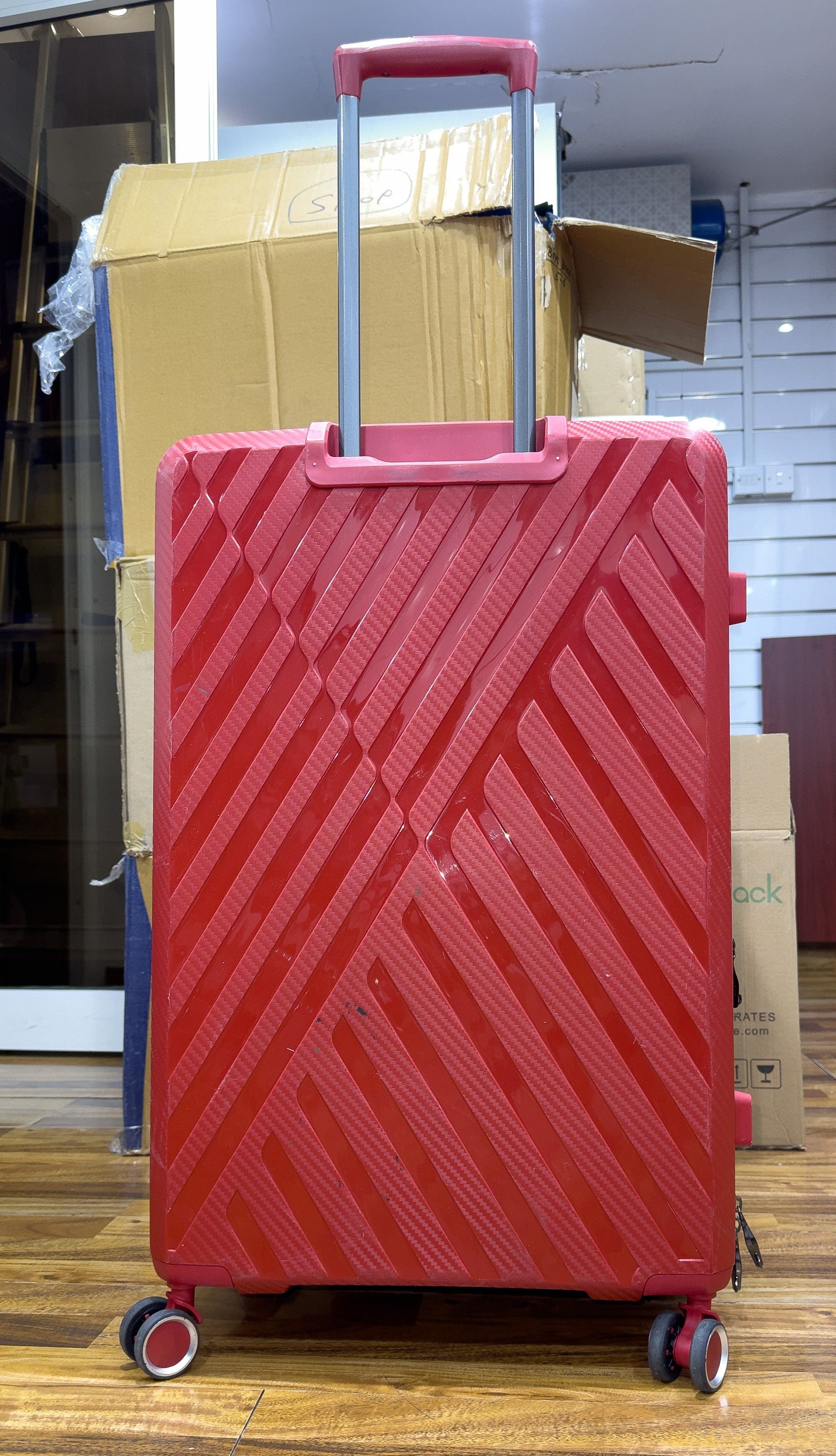 Refurbished Same as New PP Luggage 28 Inch Expandable red Color